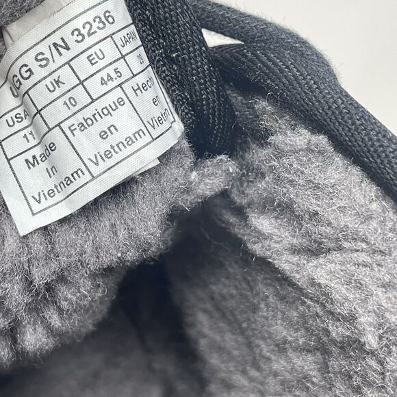 UGG Neumel Chukka Boots Mens 11 Black Suede Sheepskin Lined Ankle Winter Shoes - Picture 14 of 16